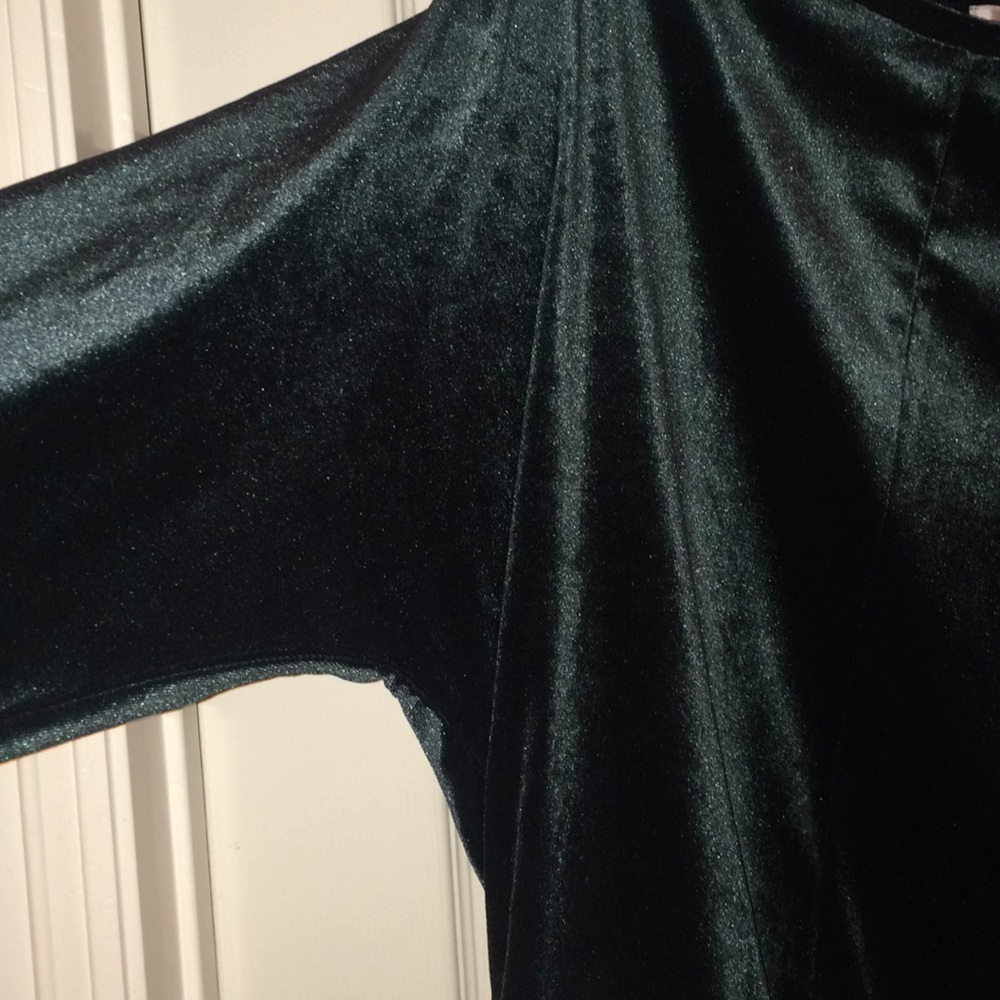 Velvet Top - Picture 3 of 3